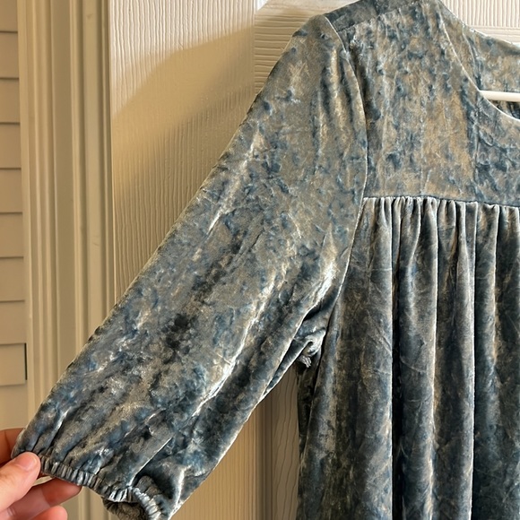 Light Blue Velvet Dress - Picture 2 of 3